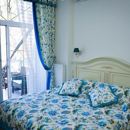 אודסה Hotel Maman מראה חיצוני תמונה