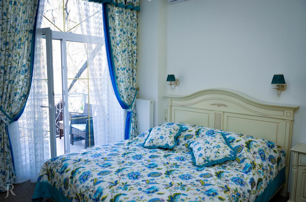 אודסה Hotel Maman מראה חיצוני תמונה