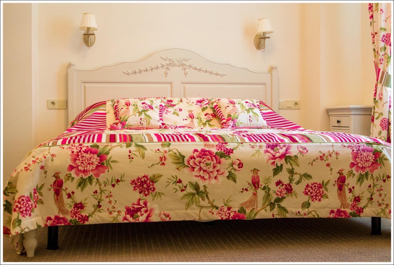 אודסה Hotel Maman מראה חיצוני תמונה